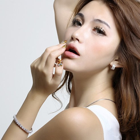 dazzling crystal link chain bracelet with premium handmade link assembly design